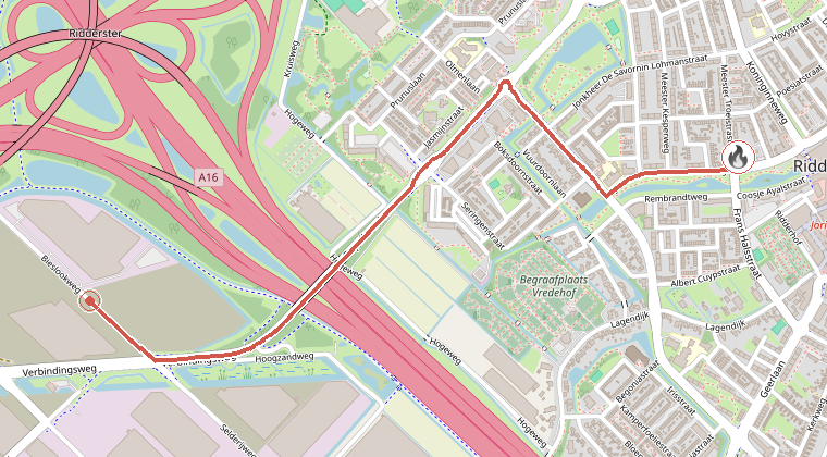 Kaart van de omgeving van de melding, met de kazerne die is gealarmeerd