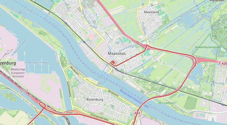 Kaart van de omgeving van de melding, met de kazerne die is gealarmeerd