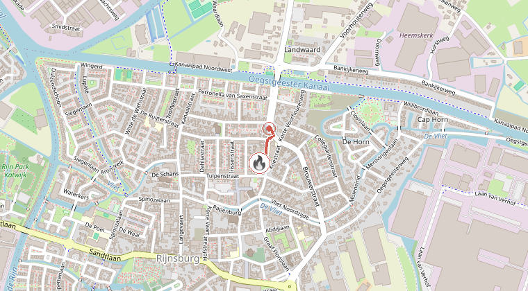 Kaart van de omgeving van de melding, met de kazerne die is gealarmeerd