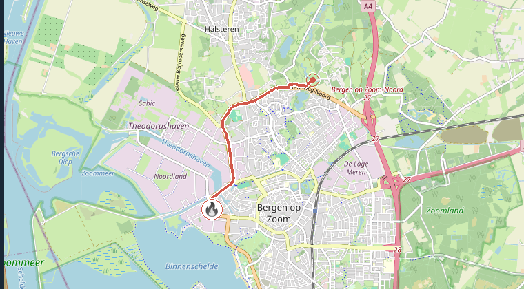 Kaart van de omgeving van de melding, met de kazerne die is gealarmeerd