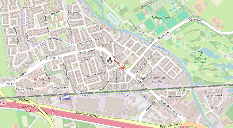 Kaart van de omgeving van de melding, met de kazerne die is gealarmeerd