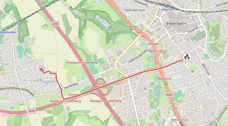 Kaart van de omgeving van de melding, met de kazerne die is gealarmeerd