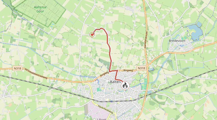 Kaart van de omgeving van de melding, met de kazerne die is gealarmeerd