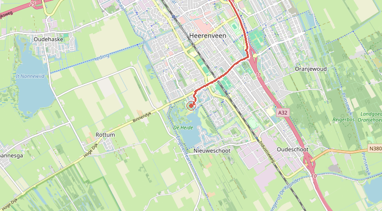 Kaart van de omgeving van de melding, met de kazerne die is gealarmeerd