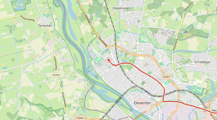Kaart van de omgeving van de melding, met de kazerne die is gealarmeerd
