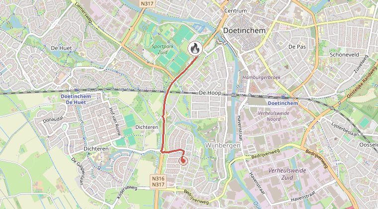 Kaart van de omgeving van de melding, met de kazerne die is gealarmeerd