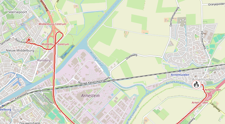 Kaart van de omgeving van de melding, met de kazerne die is gealarmeerd