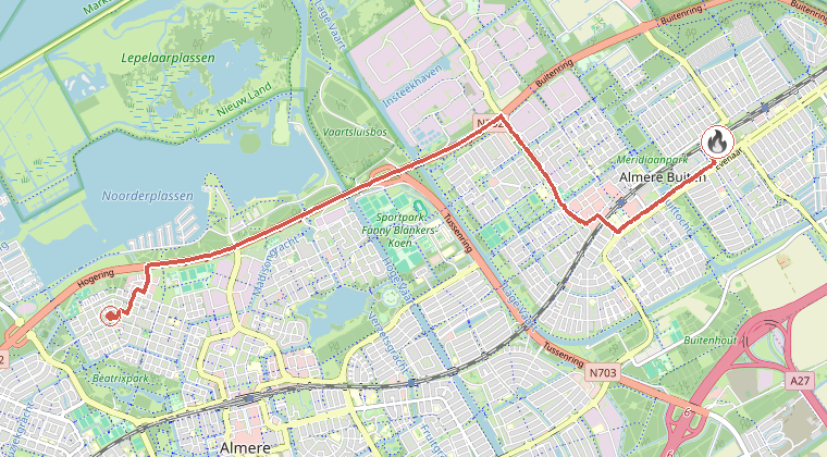 Kaart van de omgeving van de melding, met de kazerne die is gealarmeerd