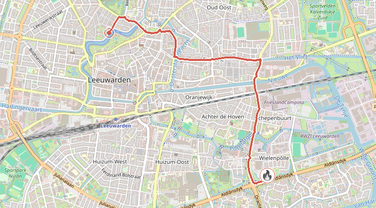 Kaart van de omgeving van de melding, met de kazerne die is gealarmeerd