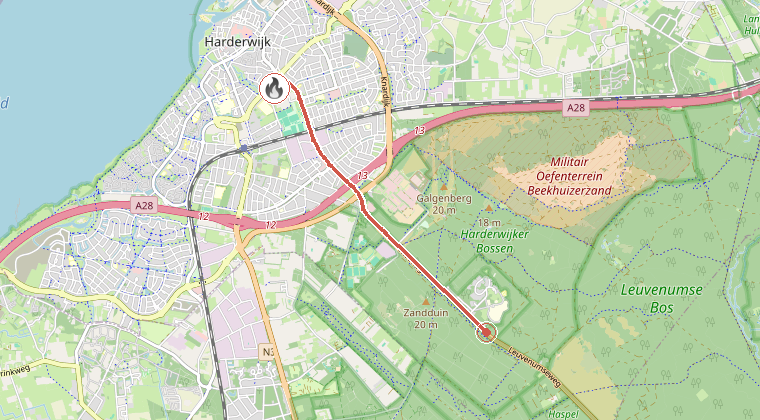 Kaart van de omgeving van de melding, met de kazerne die is gealarmeerd