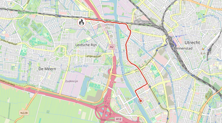 Kaart van de omgeving van de melding, met de kazerne die is gealarmeerd