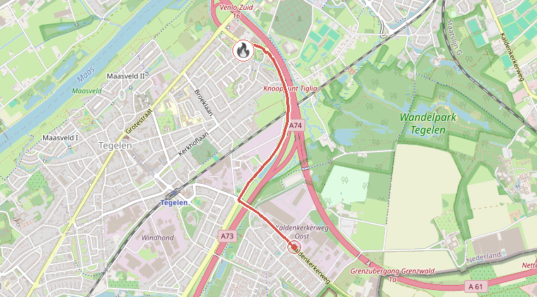Kaart van de omgeving van de melding, met de kazerne die is gealarmeerd