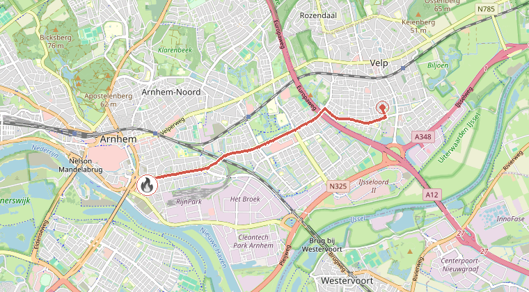 Kaart van de omgeving van de melding, met de kazerne die is gealarmeerd