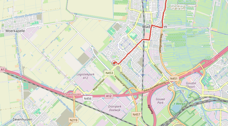Kaart van de omgeving van de melding, met de kazerne die is gealarmeerd