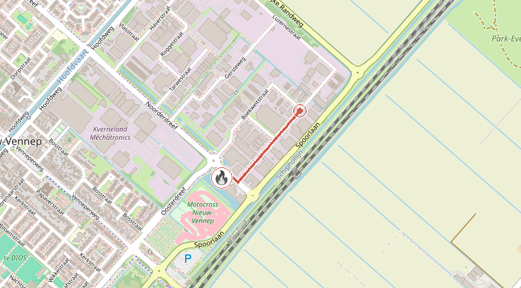 Kaart van de omgeving van de melding, met de kazerne die is gealarmeerd