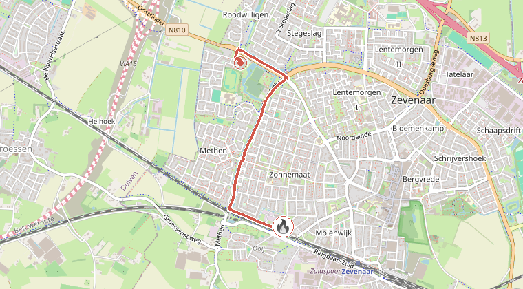 Kaart van de omgeving van de melding, met de kazerne die is gealarmeerd