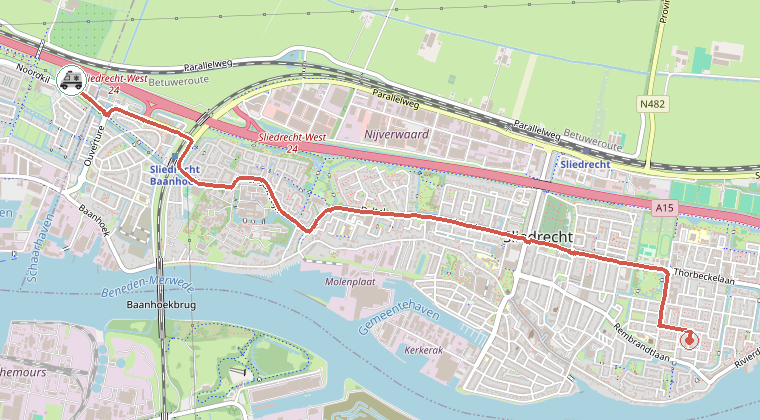 Kaart van de omgeving van de melding, met de kazerne die is gealarmeerd
