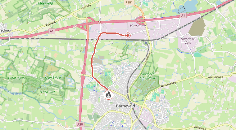 Kaart van de omgeving van de melding, met de kazerne die is gealarmeerd