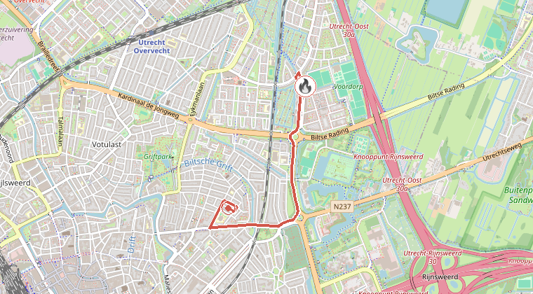 Kaart van de omgeving van de melding, met de kazerne die is gealarmeerd
