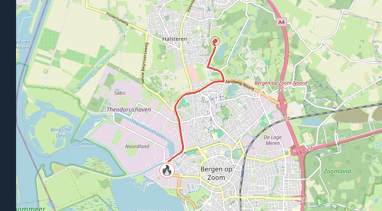 Kaart van de omgeving van de melding, met de kazerne die is gealarmeerd