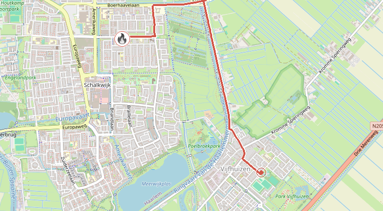 Kaart van de omgeving van de melding, met de kazerne die is gealarmeerd