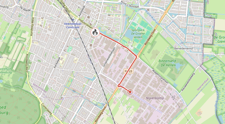 Kaart van de omgeving van de melding, met de kazerne die is gealarmeerd