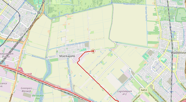 Kaart van de omgeving van de melding, met de kazerne die is gealarmeerd