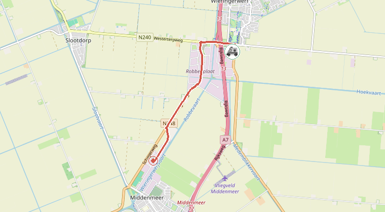 Kaart van de omgeving van de melding, met de kazerne die is gealarmeerd
