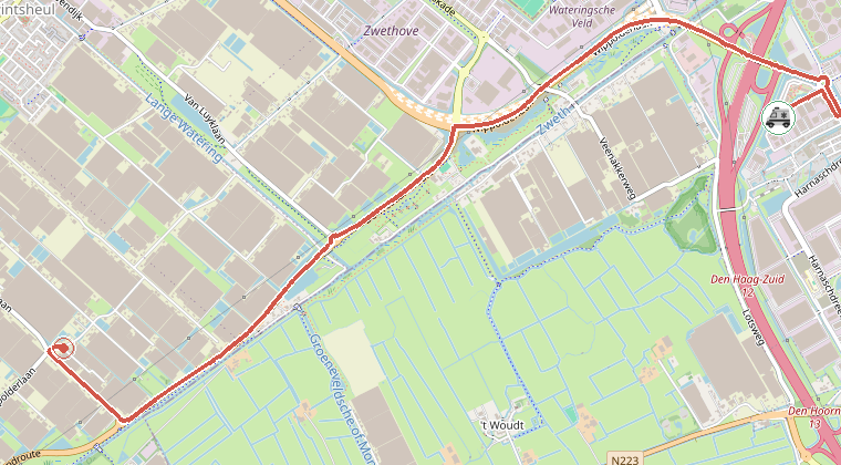 Kaart van de omgeving van de melding, met de kazerne die is gealarmeerd