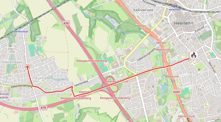 Kaart van de omgeving van de melding, met de kazerne die is gealarmeerd