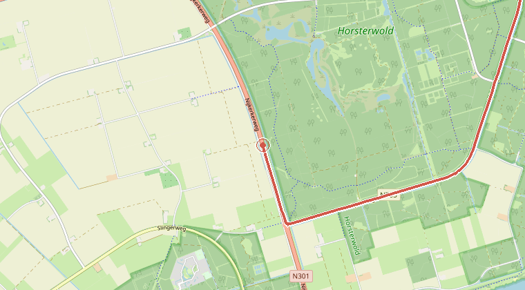Kaart van de omgeving van de melding, met de kazerne die is gealarmeerd