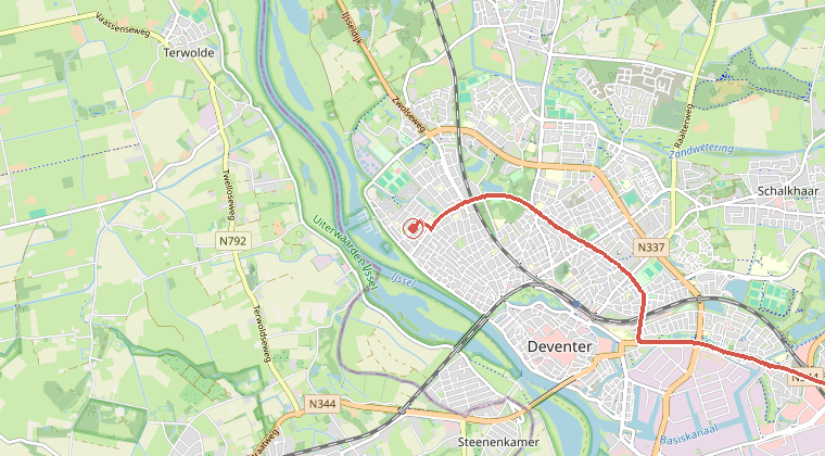 Kaart van de omgeving van de melding, met de kazerne die is gealarmeerd