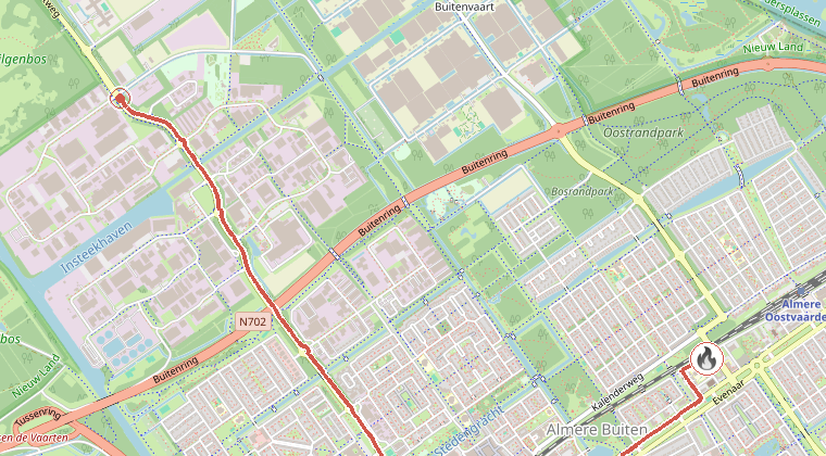 Kaart van de omgeving van de melding, met de kazerne die is gealarmeerd