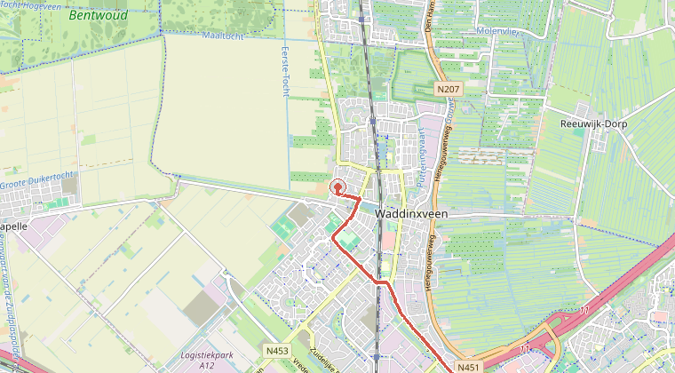 Kaart van de omgeving van de melding, met de kazerne die is gealarmeerd