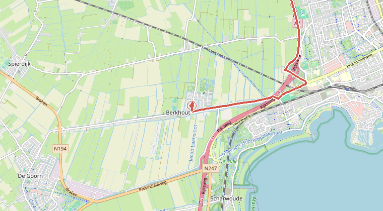Kaart van de omgeving van de melding, met de kazerne die is gealarmeerd