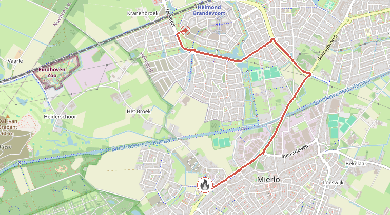 Kaart van de omgeving van de melding, met de kazerne die is gealarmeerd
