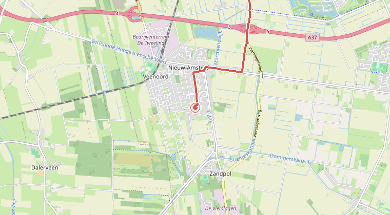 Kaart van de omgeving van de melding, met de kazerne die is gealarmeerd