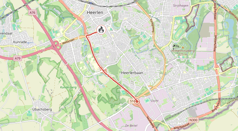Kaart van de omgeving van de melding, met de kazerne die is gealarmeerd