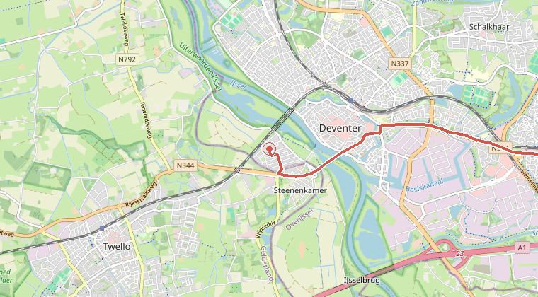 Kaart van de omgeving van de melding, met de kazerne die is gealarmeerd
