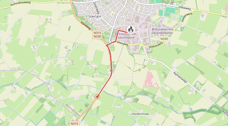 Kaart van de omgeving van de melding, met de kazerne die is gealarmeerd