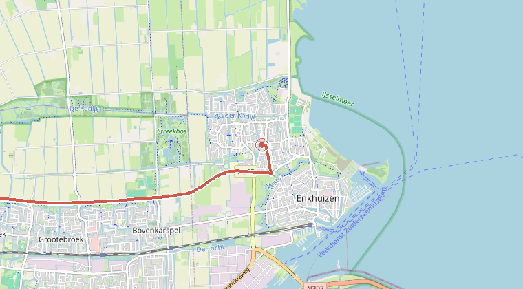 Kaart van de omgeving van de melding, met de kazerne die is gealarmeerd