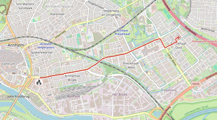Kaart van de omgeving van de melding, met de kazerne die is gealarmeerd