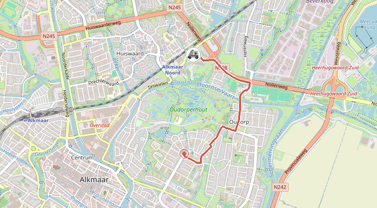 Kaart van de omgeving van de melding, met de kazerne die is gealarmeerd
