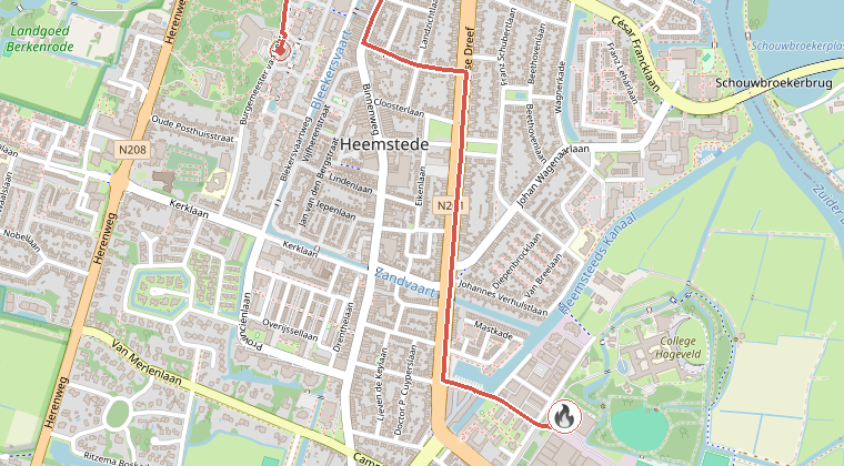 Kaart van de omgeving van de melding, met de kazerne die is gealarmeerd
