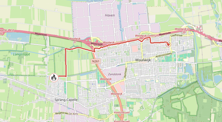 Kaart van de omgeving van de melding, met de kazerne die is gealarmeerd