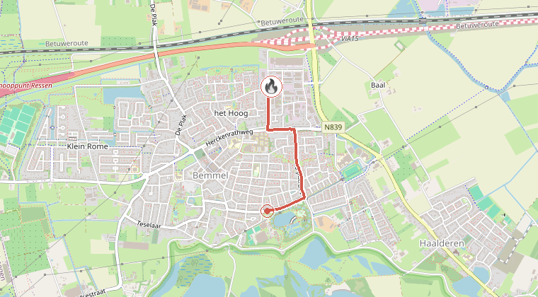 Kaart van de omgeving van de melding, met de kazerne die is gealarmeerd