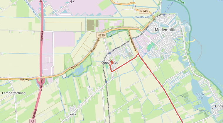 Kaart van de omgeving van de melding, met de kazerne die is gealarmeerd
