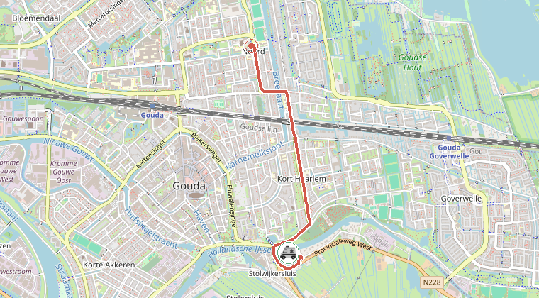 Kaart van de omgeving van de melding, met de kazerne die is gealarmeerd