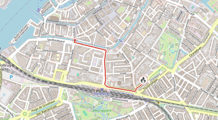 Kaart van de omgeving van de melding, met de kazerne die is gealarmeerd