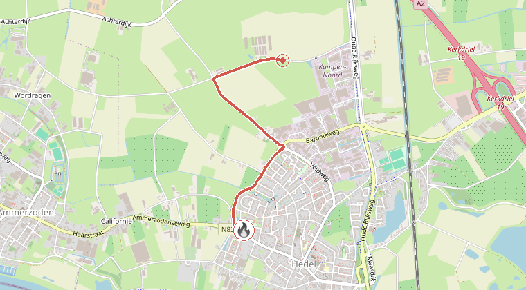 Kaart van de omgeving van de melding, met de kazerne die is gealarmeerd